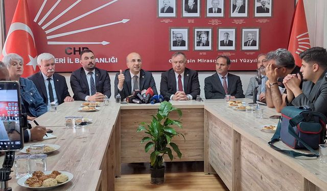 CHP'li Zeybek: İşimiz Gücümüz Pınarbaşı!