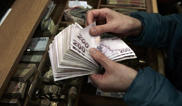 Emekli aylığında yeni dönem: 5 aşamalı model geliyor, bazıları sıfır zam alacak