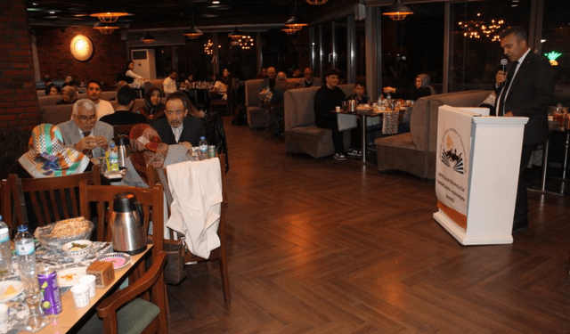 Develililer, iftar programında hemşehrilik bağlarını güçlendirdi!