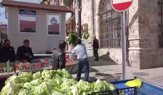 Marulları fırlatarak zabıtayı protesto etmişti! Bakın gerçek ne çıktı?