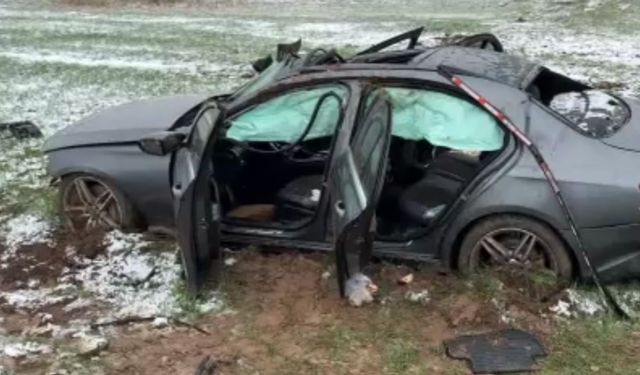 Mutluluk yolunda facia! Otomobil şarampole uçtu: 3 yaralı