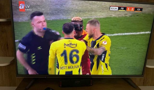 Fenerbahçe-Galatasaray Derbisi Olunca CHP’liler Boykotu Unuttu