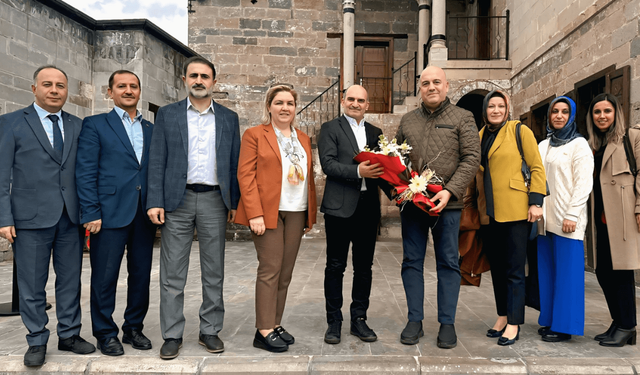 Kayseri Devlet Hastanesi’nde Başhekim Yardımcısına veda!