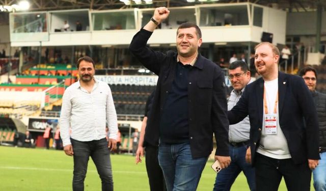 MHP'li Baki Ersoy, Kayserispor'u tebrik etti! Sonrasında tüm Kayseri'ye seslendi
