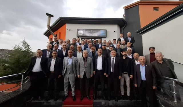 Üzüm diyarı İncesu'da büyük buluşma! AK Partili vekiller bir araya geldi