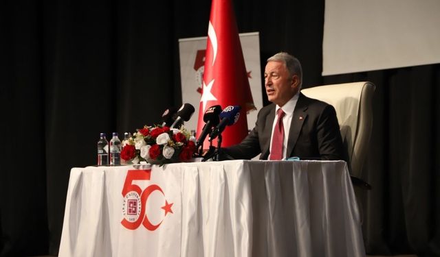 AK Parti Kayseri Milletvekili Hulusi Akar: Sağa sola bakmadan ilerleyeceğiz!