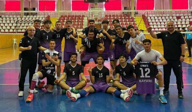 Kayseri'nin gururu oldular! Kayseri Elit Voleybol, Türkiye finallerinde!