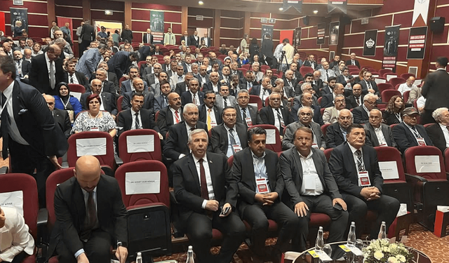 Kayserili belediye başkanına yeni görev! Komisyon üyeliğine seçildi
