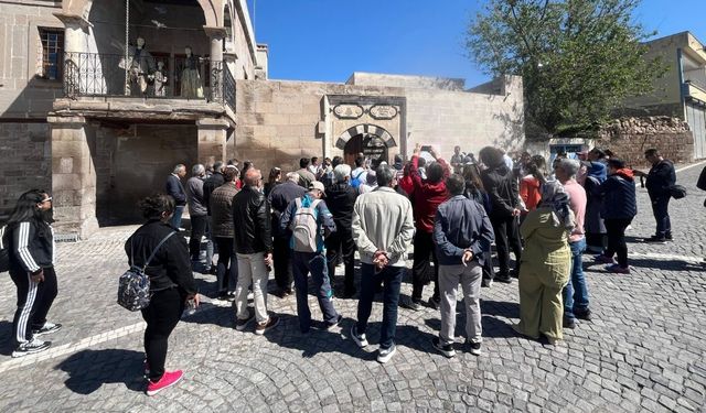 Kayseri Öğretmenler Akademileri kapanış programı tarihi mekanda yapıldı!