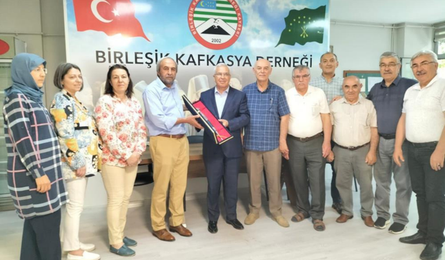 Kayseri'deki o dernekten Talas Kaymakamı'na anlamlı veda!