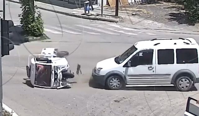 Kayseri yolunda aynı bölgede üst üste kaza! İşte böyle görüntülendi