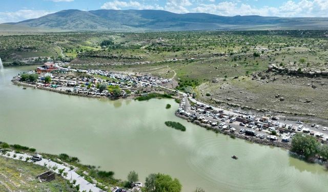Kayseri’de yüz binler hafta sonu orada buluştu! Seneye yeniden yapılacak