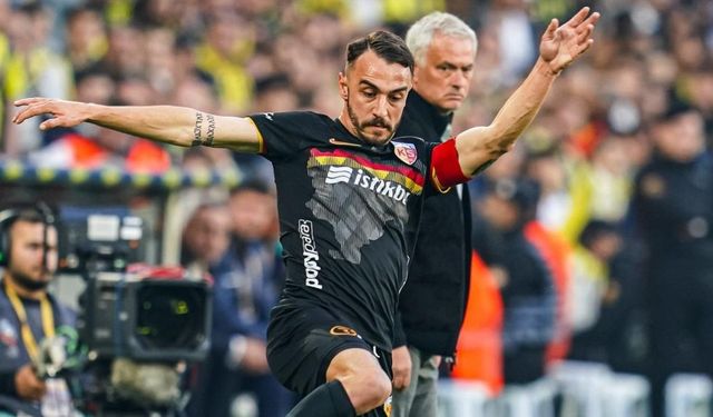 Kayserispor’da Gökhan Sazdağı Avrupa’nın en iyisi! Yıldızları geride bıraktı