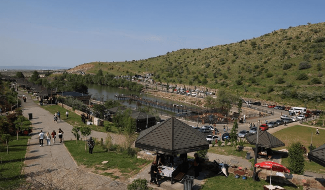 Kayseri'de ızgara değil manzara cezbetti! Herkesin uğrak noktası oldu