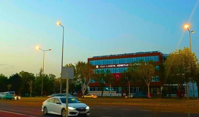 Bu tarihlerde doğanlar dikkat! İŞKUR duyurdu: Kayseri'de bakanlık 2 kişi alacak!