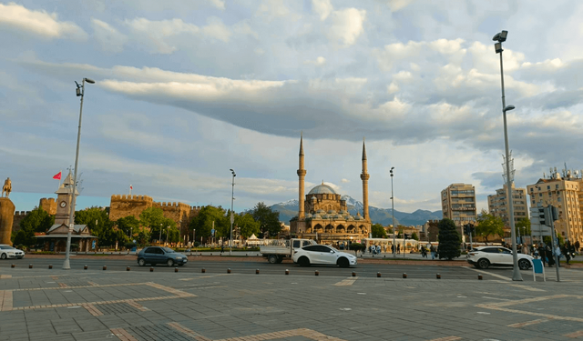 Kayseri'de belediye başkanından büyük jest! Bakın hangi hizmeti ücretsiz yaptı!