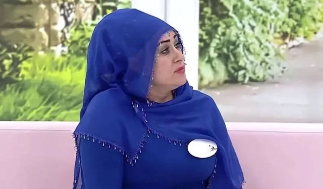 Esra Erol’da 'tek suçum güzel olmak' demişti! Saç ektirince başörtüsünü çıkarıp paylaştı