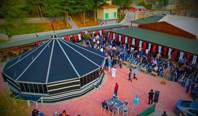 Kayseri'de belediyenin yeni açılan tesisindeki yemek fiyatları şaşırttı!