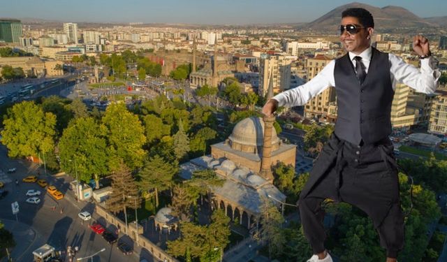 90’lar rüzgarı Kayseri’de esecek: Ünlü sanatçı 27 Haziran’da sahnede!