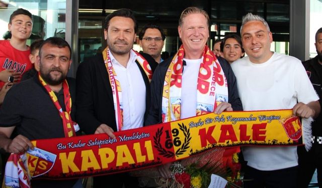 Kayserispor Teknik Direktörü Markus Gisdol Kayseri'de! İlk mesajı bakın ne oldu?