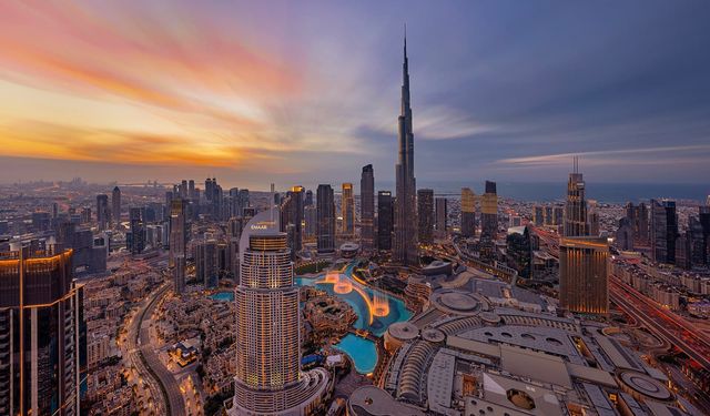Tanımayan yoktu! Sosyal medya ünlüsü Dubai'de kaza yaptı