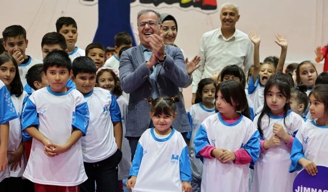 Hacılar'da öğrencilere spor dolu yaz: 9 branşta eğitim veriliyor!