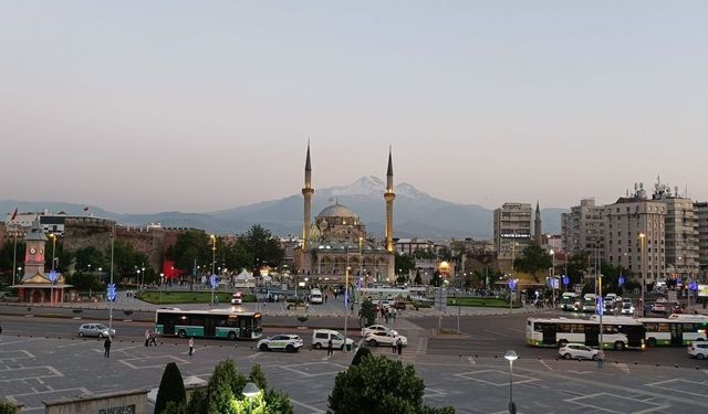 Kayseri'de dünyaca ünlü müzik grubu Filistin'in sesi olacak!
