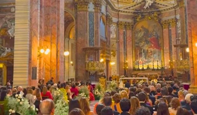Kayserili ünlü iş adamının torunu Roma'daki düğünü salladı!