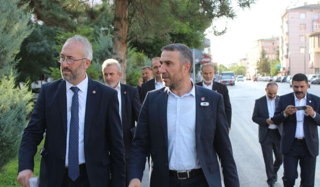 Erdal Altun Develi’de esnaf ve vatandaşlarla buluştu