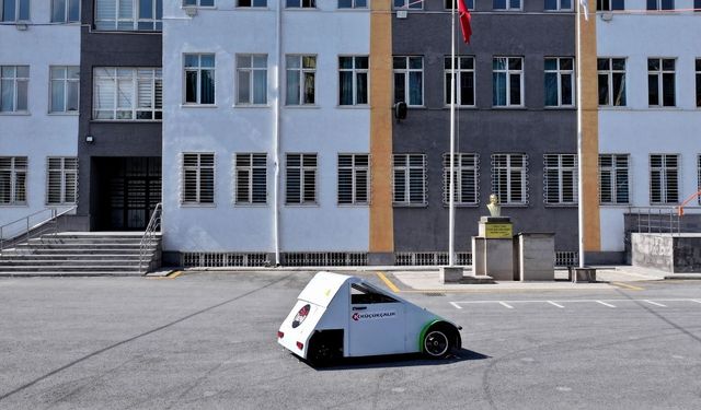Kayserili lise öğrencileri Manas’tan ilhamla 'Tulpar' elektrikli araç üretti