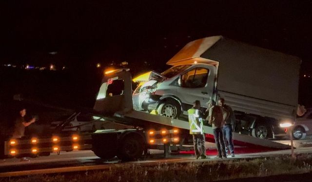 Önce kamyonet çarptı, sonra aracın altında kaldı! 22 yaşındaki genç hayatını kaybetti