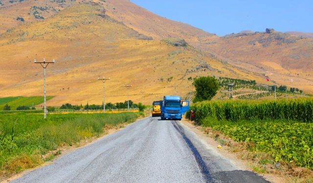 Develi’de yol ve mezarlık hamlesi! Başkan sözünü tutuyor