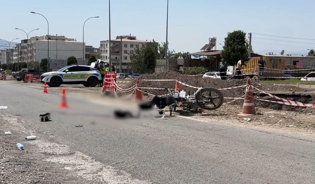 Üzerinden iş makinesi geçen motosikletli feci şekilde can verdi!