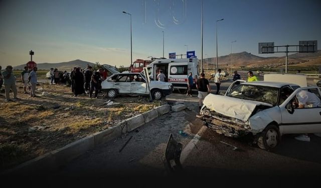 Develi-Yahyalı yolunda ortalık savaş alanına döndü: 1 Ölü, 7 yaralı