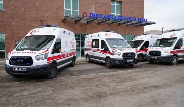 Küçük çocuk dolabın altında ezilerek feci şekilde can verdi!