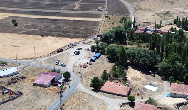 Pınarbaşı’nda 750 kişi pilav şenliğinde buluştu