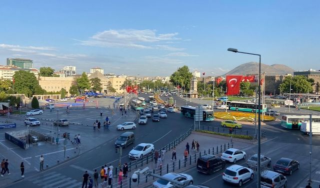 Kayseri’nin o ilçesinde doğalgaz için altyapı ve çevre düzenlemeleri hızlandı