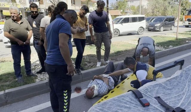Aksaray’da yaşlı adama araç çarpıp kaçtı