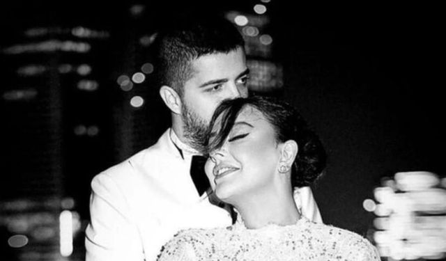 Kocası operasyonla gözaltına alınmıştı! Ebru Gündeş'in binlerce dolarlık takı şovu dikkat çekti