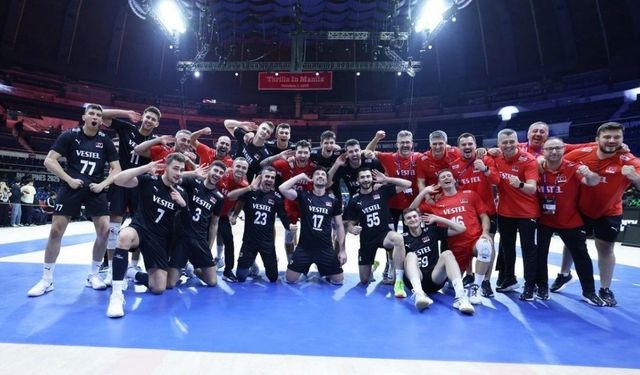 Türkiye 3-1 Hollanda! Filenin Efeleri çeyrek finalde