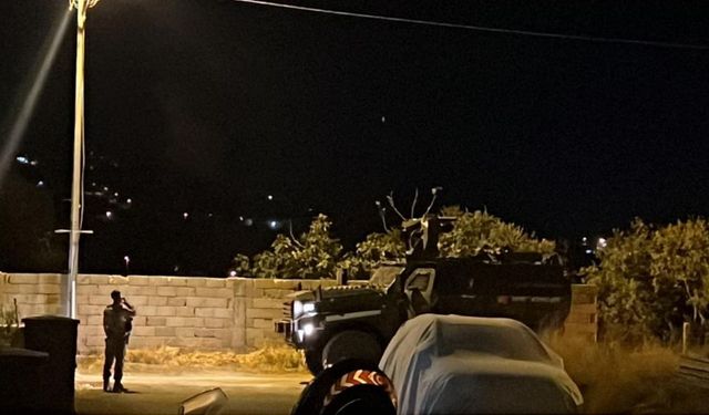 16 yaşındaki çocuk bir şehri karıştırdı: Özel harekat, drone ve köpekli dev operasyon!