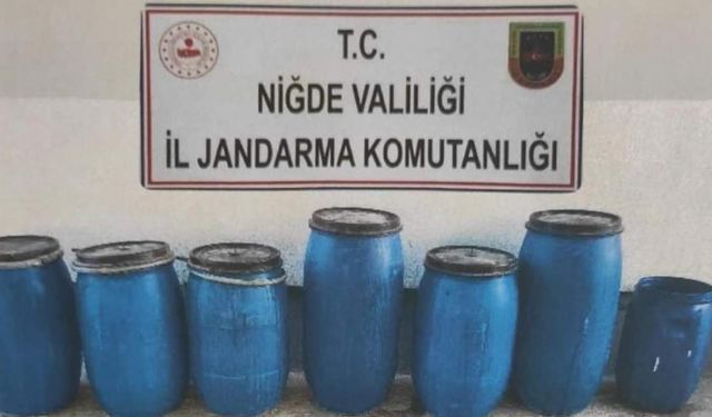 Niğde’de jandarmadan dev operasyon: 920 litre kaçak şarap ele geçirildi!