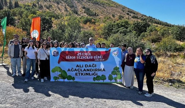 Talas Belediyesi’nden Dünya Eczacılar Günü’ne Yeşil Dokunuş