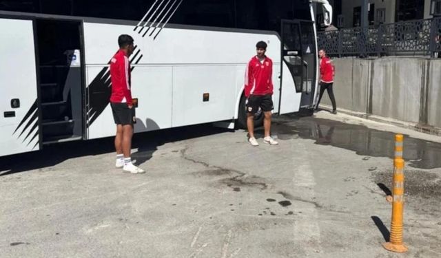 Adanaspor futbolcuları hesabı ödeyemeyince lokantada rehin kaldı!