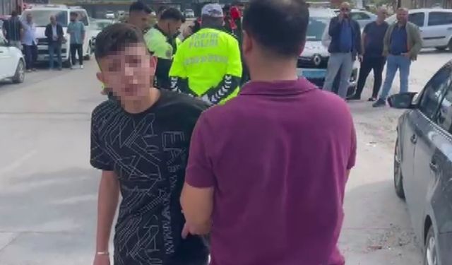 Aksaray’da 14 yaşındaki çocuk patronunun arabasıyla kaçarak polisi peşine takıp basını tehdit etti!