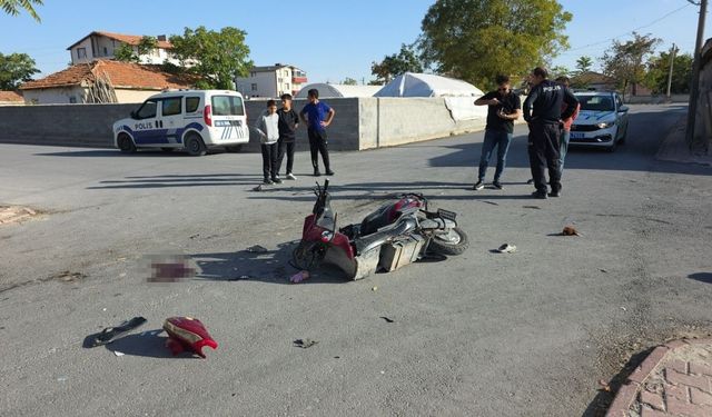 Aksaray'da kamyonet kazası: Anne ve 2 çocuğu ağır yaralandı