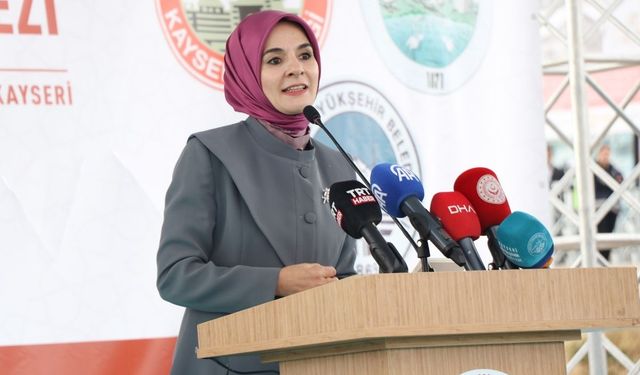 Bakan Mahinur Özdemir Göktaş Develi’de temel atma törenine katıldı
