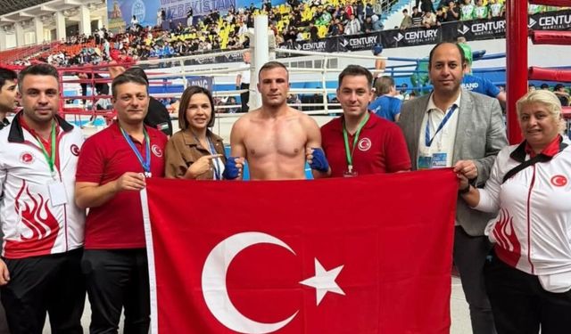 Kayseri Bünyanlı Bekir Tosun Kick Boks dünya kupasında şampiyon oldu