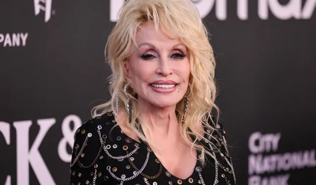 Ünlü şarkıcıdan kötü haber!