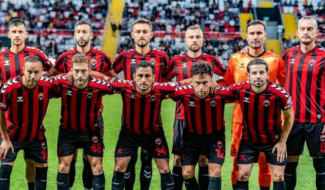 24 Erzincanspor futbolcuları isyan etti! ‘’Paramızı ödemiyorlar’’